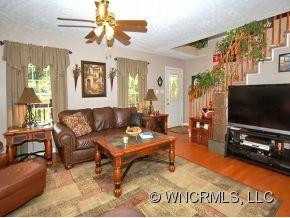 129 Springside Drive - Photo 4