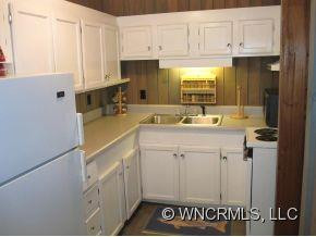 40 Thornton - Photo 3
