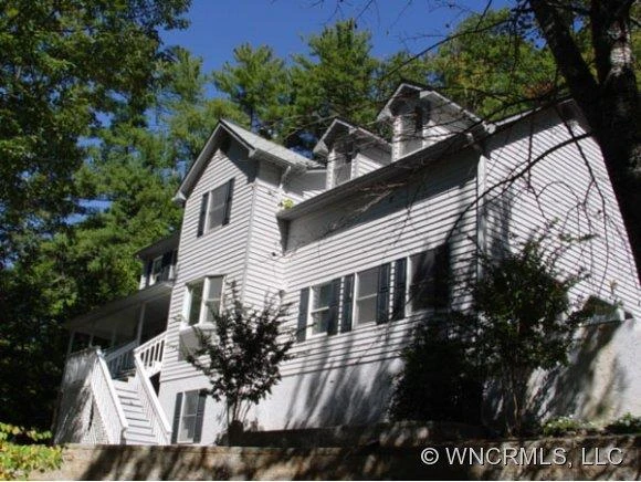 9 SADDLE RIDGE