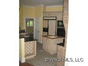 988 Hidden Gap - Photo 2