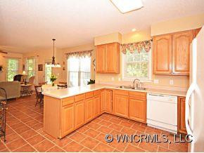 702 Tulip Tree - Photo 2