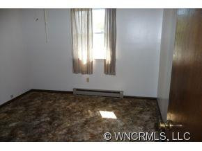 87 GREEN VALE DRIVE - Photo 12