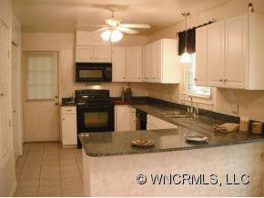 23 Meadowview Road - Photo 3