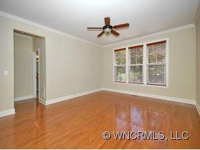 132 HARROP DUN CT. - Photo 5