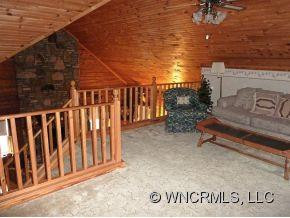380 Joy Lane - Photo 7