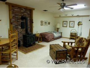 380 Joy Lane - Photo 9