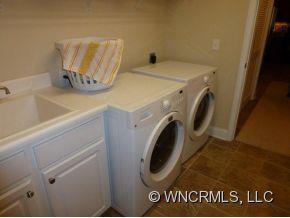 52 Mountain Meadow Circle - Photo 8