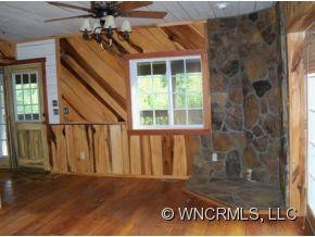 355 Johnnys Creek Road - Photo 4