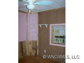 355 Johnnys Creek Road - Photo 7