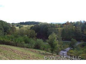 21 Castlewood Dr - Photo 2