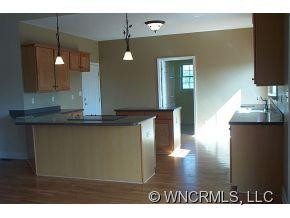 21 Castlewood Dr - Photo 4