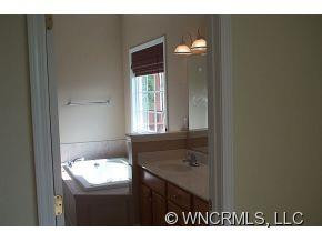 21 Castlewood Dr - Photo 8