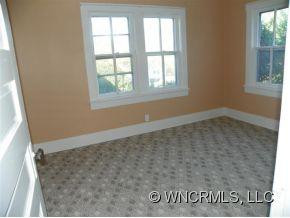 10 Robertson Street - Photo 3