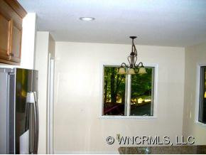 23 Chestnut Ridge Road - Photo 4