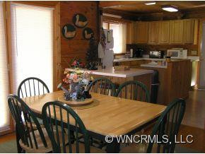 16 Donald Circle - Photo 4