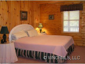 16 Donald Circle - Photo 5