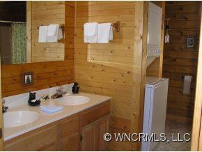 16 Donald Circle - Photo 6