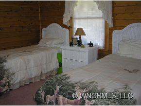 16 Donald Circle - Photo 7