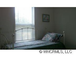 28 West Chapel Circle - Photo 8