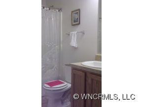 28 West Chapel Circle - Photo 9