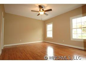 56 Hannah Drive - Photo 7