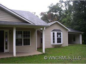 435 Acorn Alley - Photo 2