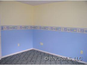 435 Acorn Alley - Photo 10