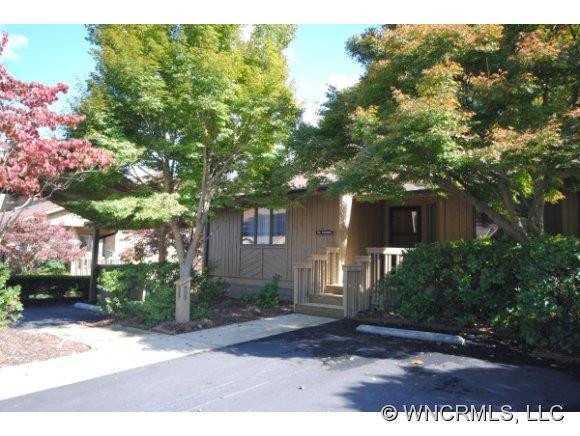 702 Red Oak Drive