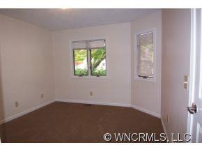 702 Red Oak Drive - Photo 10