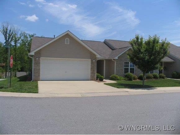 202 Chesire Way