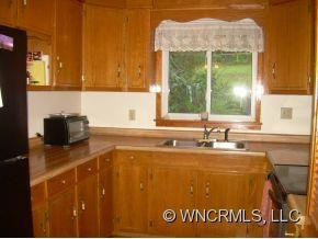 642 Paradise Circle - Photo 7