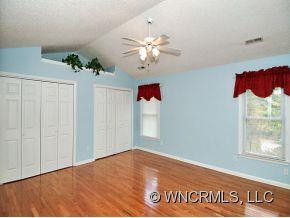 506 Windsor Forest Court - Photo 9