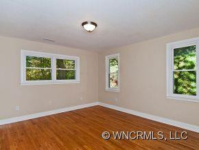 285 Macon Ave - Photo 18