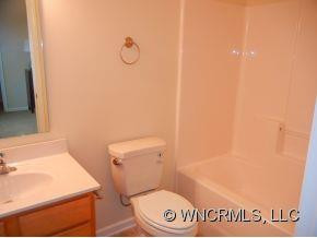 23 Terrace Ct - Photo 8