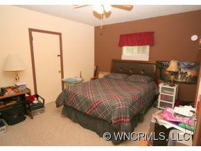 88 Lake Rugby Drive - Photo 10