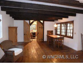 610 Lost Cove Road - Photo 2