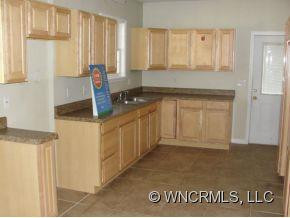 52 MULBERRY STREET - Photo 6