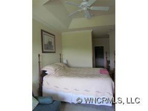 9 Kenilworth Knoll #402 - Photo 8