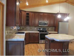 3 Emerald Drive - Photo 2