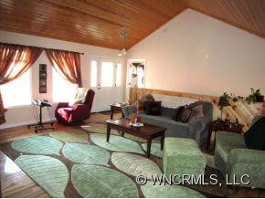 106 Curly Oaks Drive - Photo 2