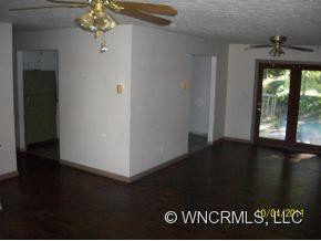11 Parkwood Drive - Photo 5