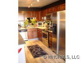 405 WINDSWEPT DRIVE, UNIT 102 - Photo 7