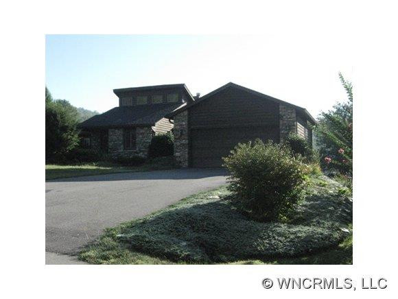 3104 Cove Loop Rd