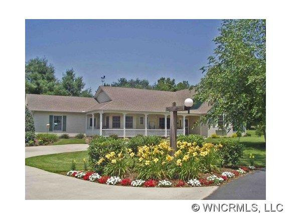 16 Highlander Lane