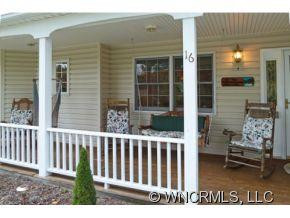 16 Highlander Lane - Photo 2