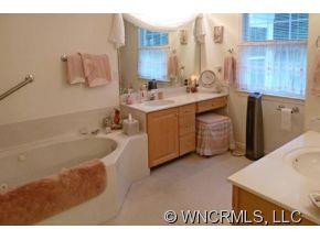16 Highlander Lane - Photo 7