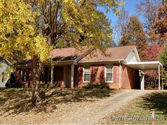 11 KNOLL RIDGE DRIVE