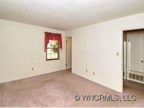 11 KNOLL RIDGE DRIVE - Photo 7