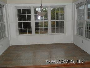 25 Parsonage Court - Photo 4