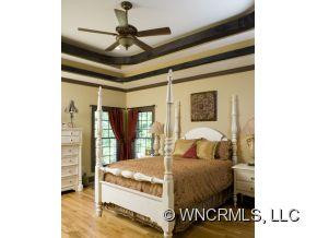 108 Benhurst Court - Photo 9